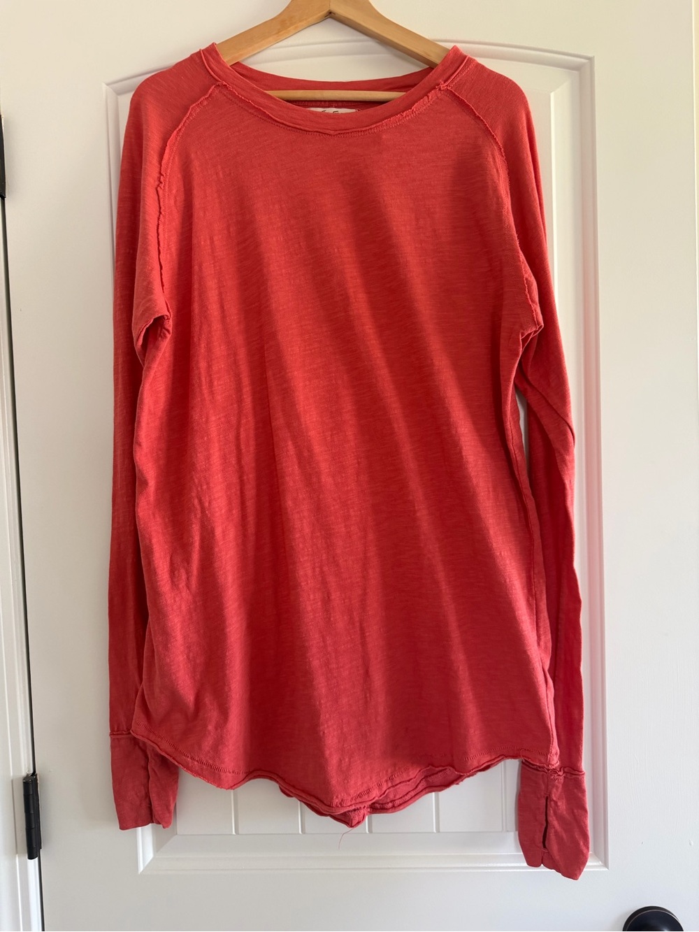 We The Free Women’s Arden Tee Bright Coral Long-Sleeve Tunic Top Size Small - Picture 5 of 9